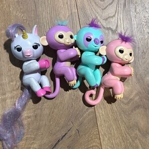 Interactive Pet Toy Set - Unicorn and Monkeys